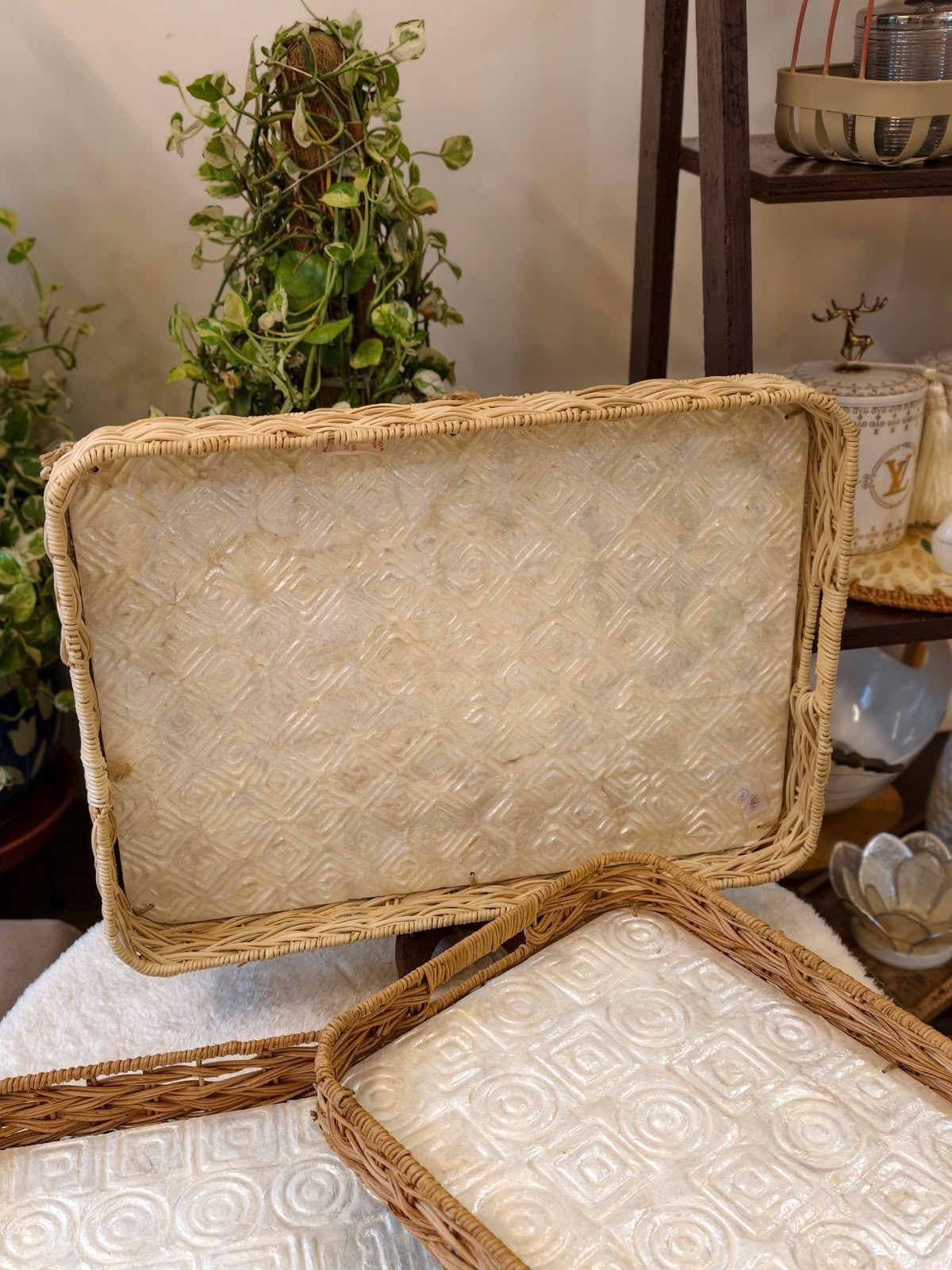 Cane and Pearl Tray Set